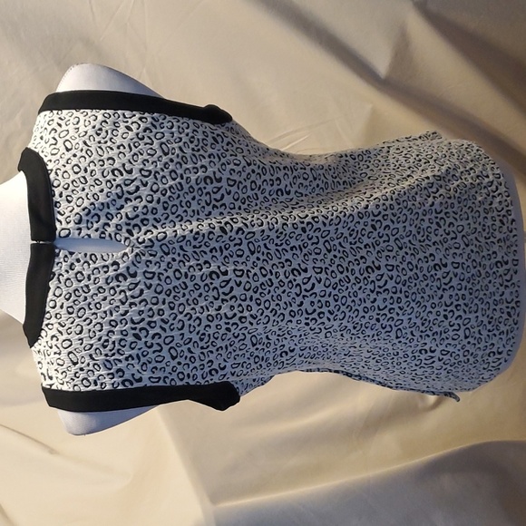 Ann Taylor Animal Print Halter Blouse SZ MD - Picture 4 of 7